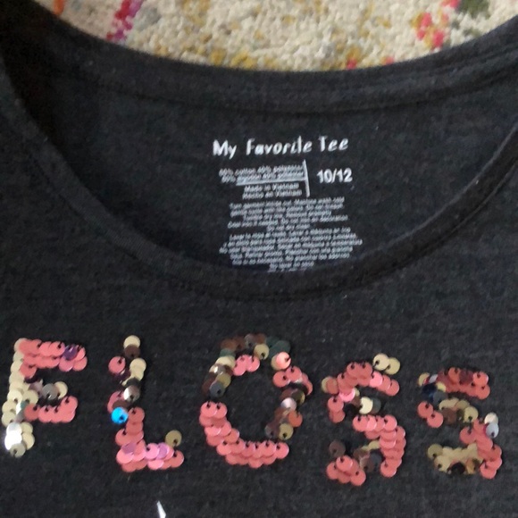 🧜🏼♀️3 for $15 item!🧜🏼♀️ flip sequins unicorn floss queen long sleeve tee - Picture 3 of 3